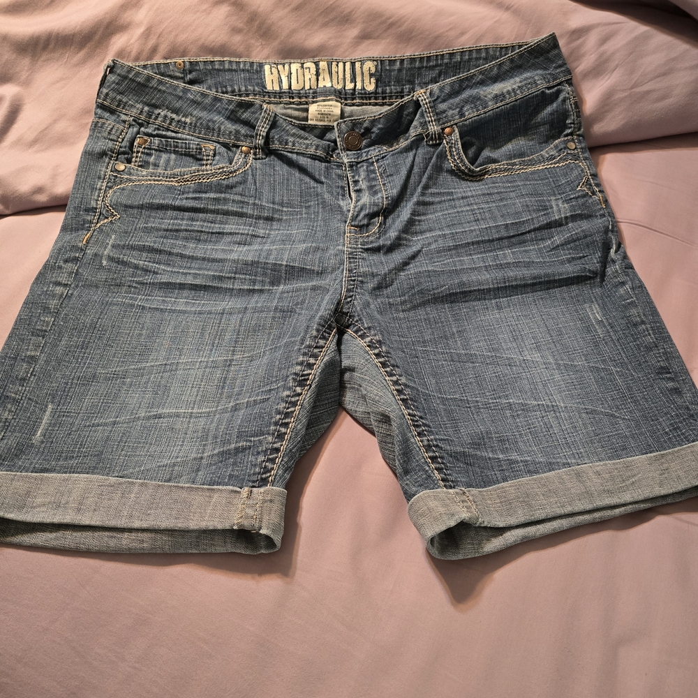 Hydraulic Light Wash Denim Roll-Cuff Shorts